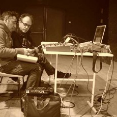 Le Rictus dans la place